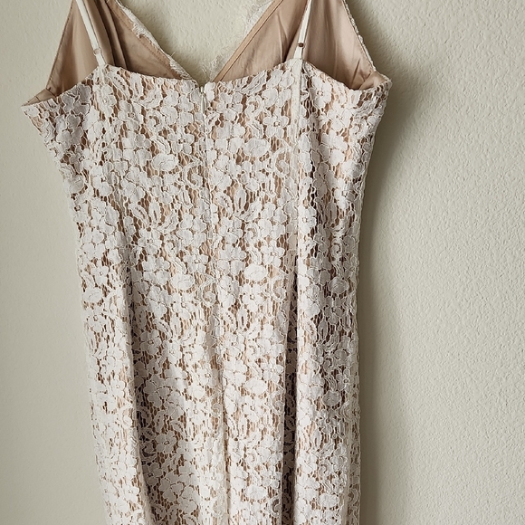 Bardot REVOLVE Sienna Lace Sheath Midi Dress in Cream with Cami Straps Sz M - Picture 10 of 16